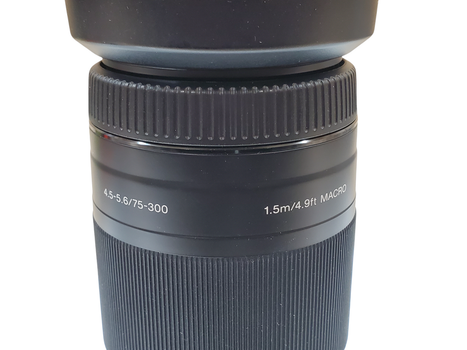Sony 75-300mm f/4.5-6.5 Alpha A-Mount Telephoto Zoom Lens *READ*