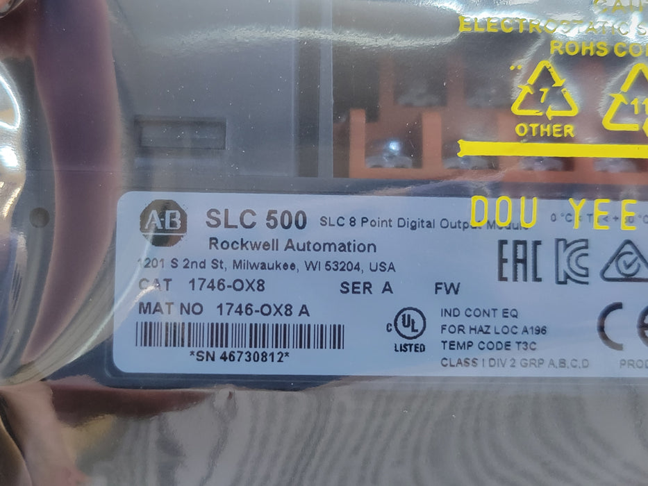 Allen Bradley / Rockwell Automation SLC 8 Point Digital Output Module SLC 500