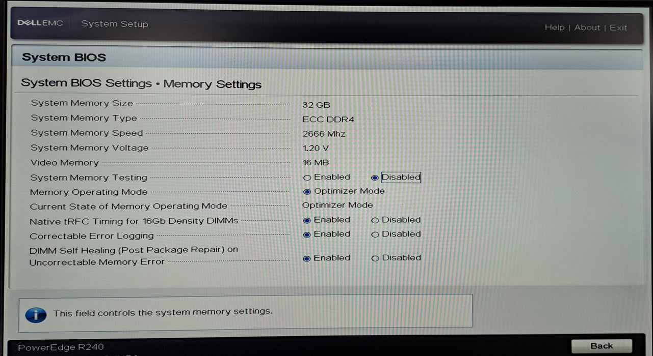 Dell PowerEdge R240 Server Xeon E-2224 @3.40GHz, 32GB DDR4, S140, 2x 3.5"