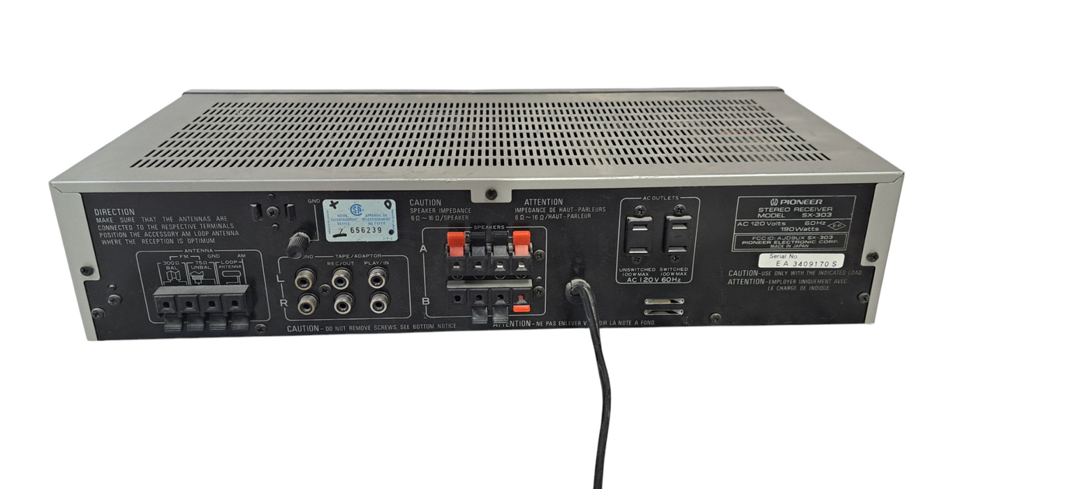 Pioneer SX-303 Stereo Receiver Amplifier AM/FM  Made in Japan
