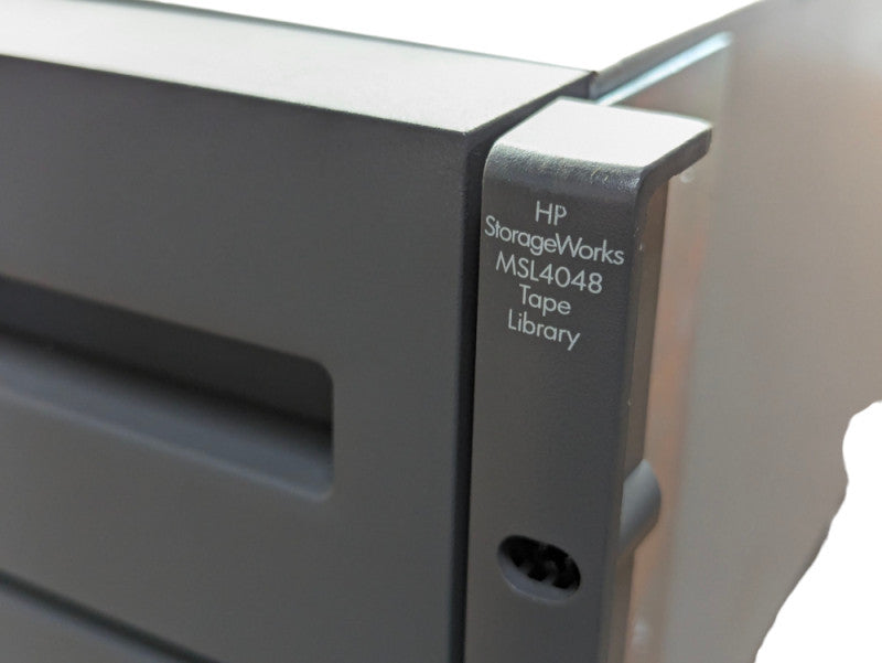 HP StorageWorks MSL4048 Tape Library 2x LTO 4 Drivers  -