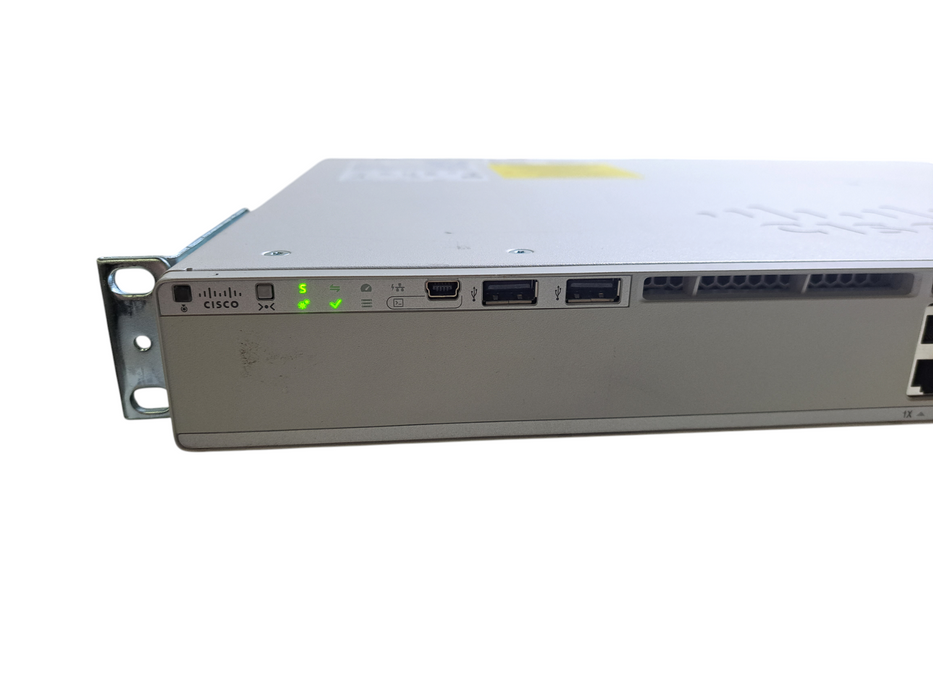 Cisco C9200-24P-E | 24-Port Gigabit PoE+ Managed Switch 1x PWR-C6-600WAC