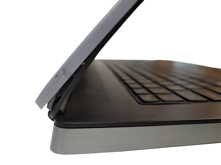 Dell Precision 7750 i9-10885H 16GB DDR4 RTX 4000 256GB NVMe READ