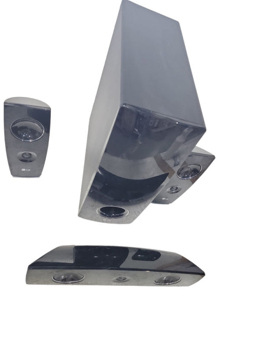 LG Surround Subwoofer and speakersSound SH72PZ-C-W-S 4 piece system