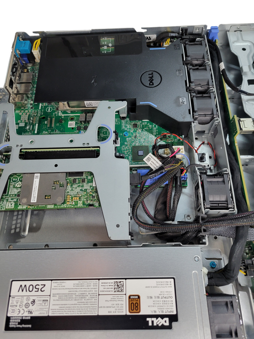 Dell PowerEdge R230 - Xeon E3-1220 v6 32GB DDR4 PERC H730 250W PSU