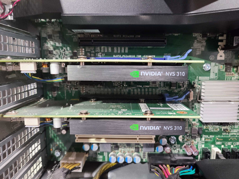 Dell Precision T5810, Xeon E5-1630 v3 3.70GHz, 16GB DDR4, 2x NVIDIA NVS 310
