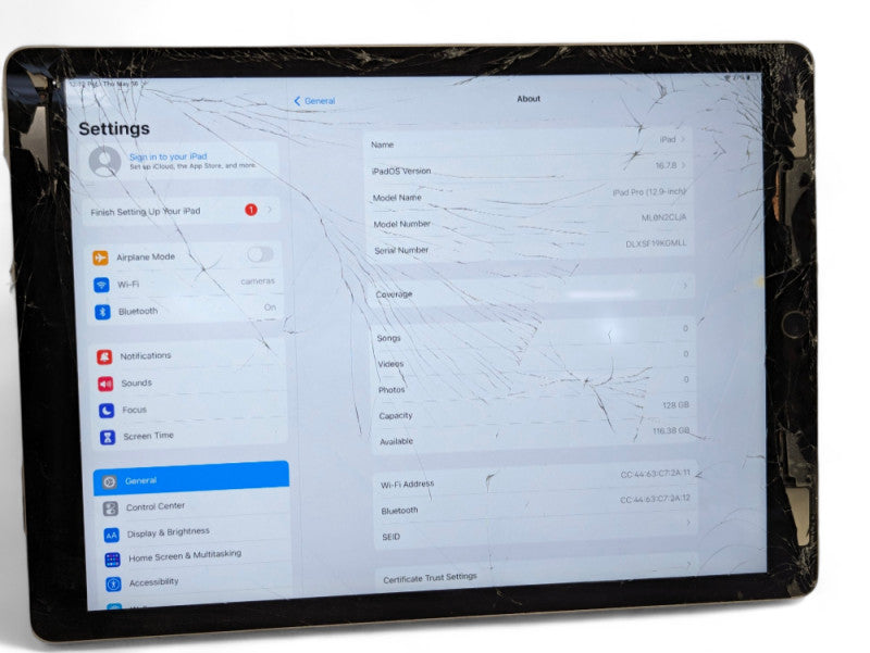 Apple iPad Pro (12.9 inch) A1584 128GB UNLOCKED Please READ  -