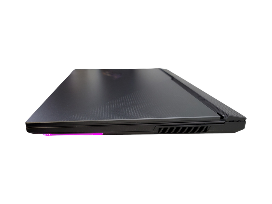 ASUS ROG Strix G513 Ryzen 9 5900HX 16GB DDR4 RTX 3050 256GB NVMe 300Hz READ