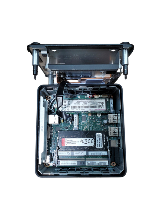 Intel NUC12WSH - Intel Core i3-1220P, 8GB DDR4, 256GB NVMe