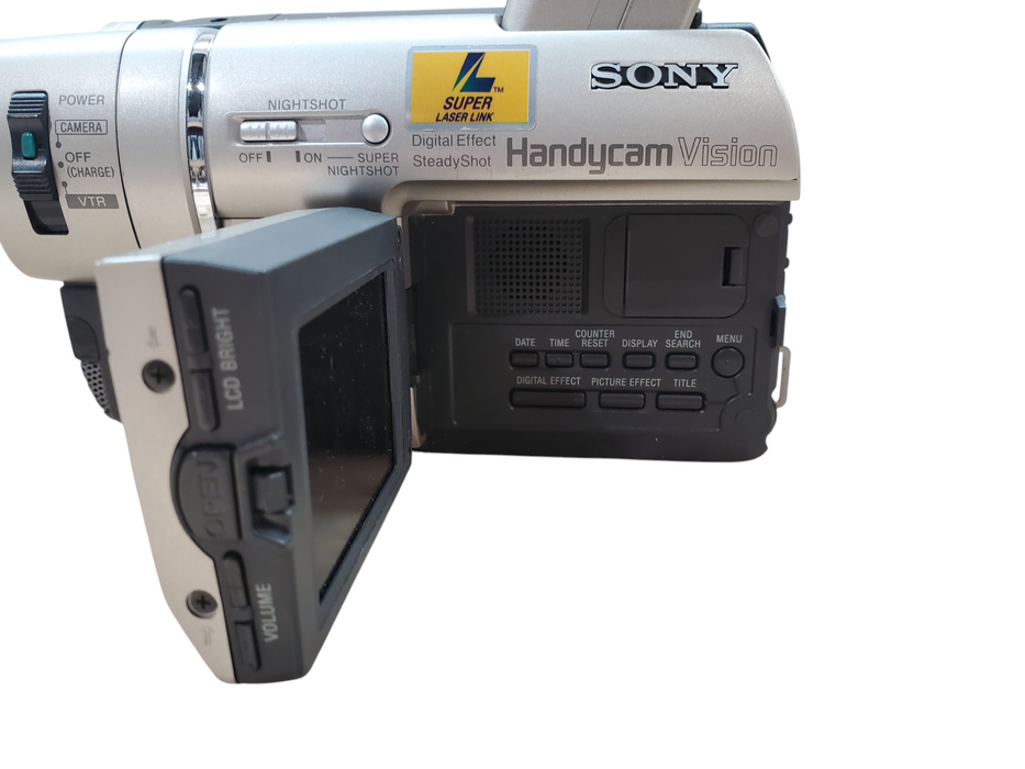 Sony Handycam Vision CCD-TRV87 Hi8 Camcorder *READ*