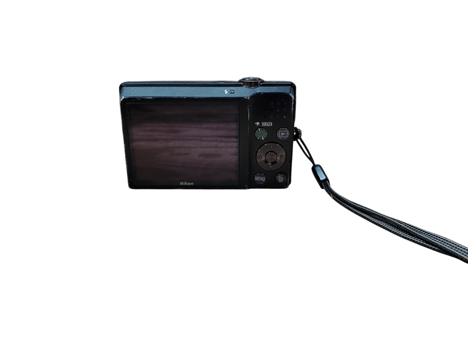 Nikon CoolPix S570 12mp Digital Camera, With Battery