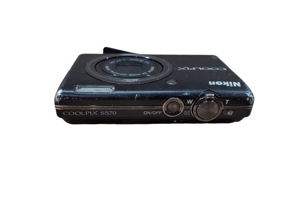 Nikon CoolPix S570 12mp Digital Camera, With Battery
