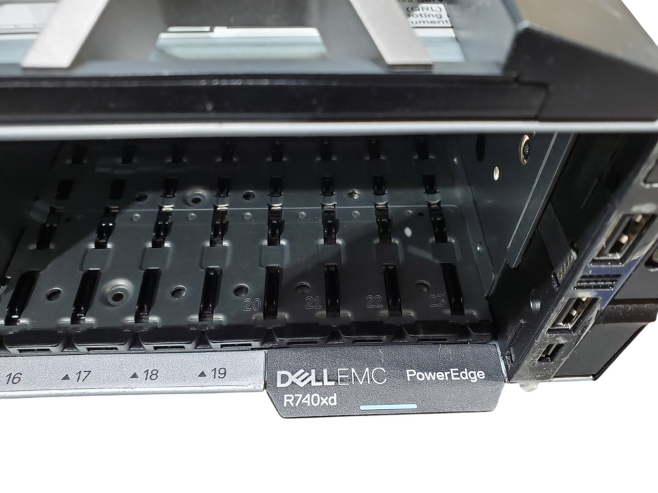 Dell PowerEdge R740xd - 2x Xeon Silver 4114, 16GB DDR4, H740P Mini - No HDD