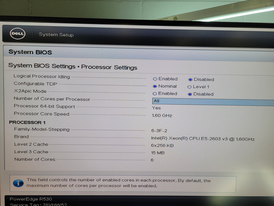 Dell PowerEdge R530 - Xeon E5-2603 v3 16GB DDR4 PERC H330 Mini 2x495W PSU
