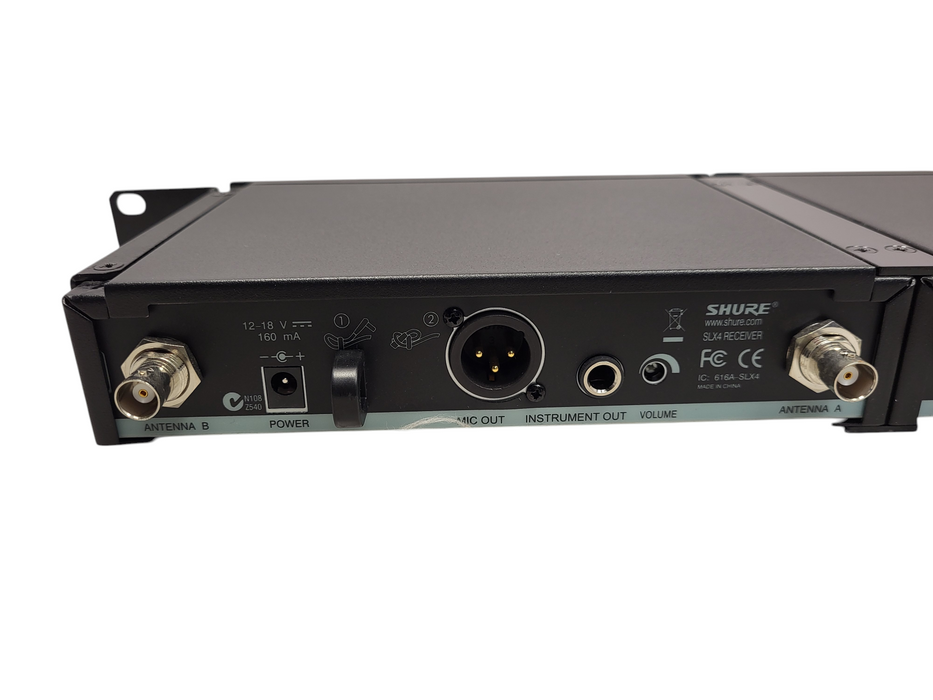 Lot of 2x Shure SLX4 Wireless Microphone Receiver Band J3 572-596 MHz No AC