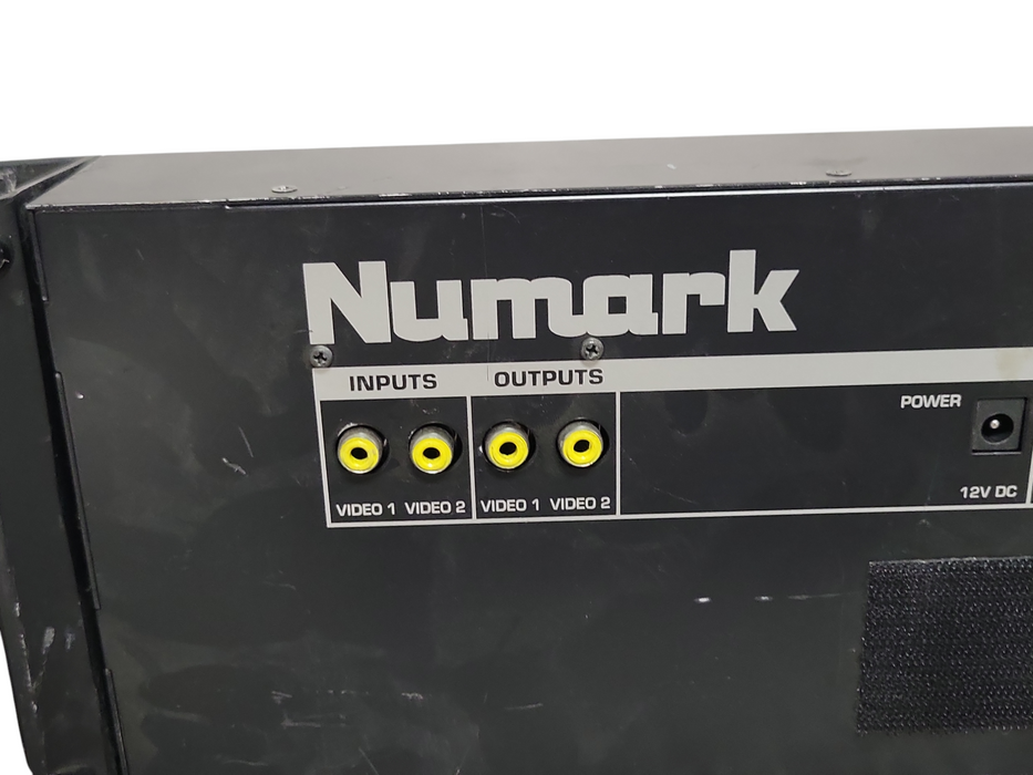 Numark VM03 Three-Screen Monitors, READ Detail