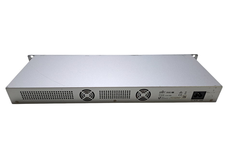 Ubiquiti USG-PRO-4 UniFi Security Gateway Pro w/ 4x RJ45, 2x SFP *READ*
