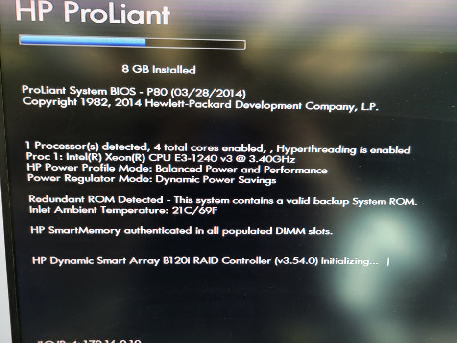 HP ProLiant DL320e Gen8 v2 - Xeon E3-1240 v3 8GB DDR3 Smart Array B120i 250W PSU