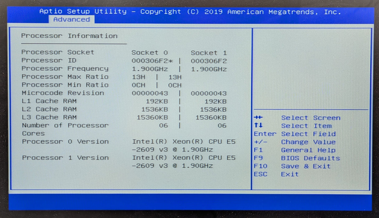 Cisco UCS C220 M4 - 2x Xeon E5-2609 v3 @ 1.90GHz, 16GB DDR4, Cisco 12G SAS RAID