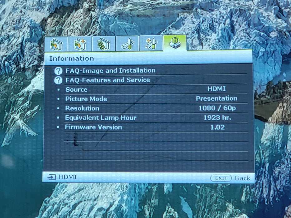 BenQ SP890 Full HD DLP Projector - 4000 Lumens - Lamp Timer : 1923 Hours
