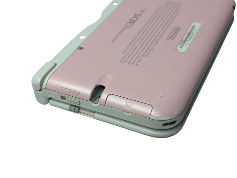 NINTENDO 3DS XL handheld gaming console Model SPR-S-USZ/F-C0 Please READ