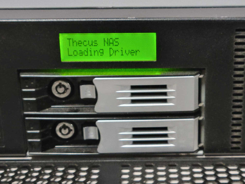 Thecus N8800 8-Bay NAS with 6x HDD Trays, No HDD, 2x PSU, READ _