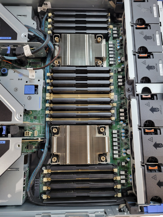 Dell PowerEdge R750 12x 3.5" NO CPU/RAM/HDD | w/ BOSS S2, H755 RAID, 2x 800W