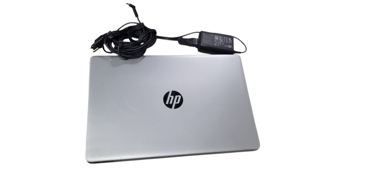HP Laptop 15 i7-1165G7 CPU | 8GB DDR4 | 256GB NVME| W/AC READ
