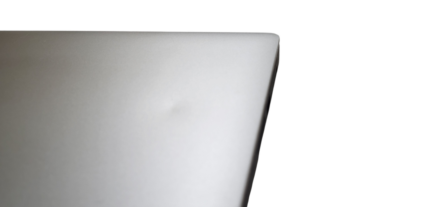 Dell Precision 5530 Xeon E-2176M CPU | 8GB DDR4 | 256GB NVME | P1000 GPU| READ