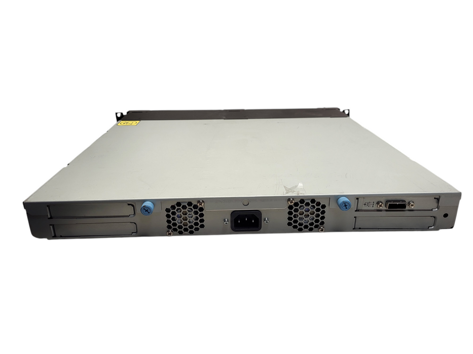 QUANTUM 72261U3 Tape Drive 9-03696-01 Server w/ LTO5 tape drive