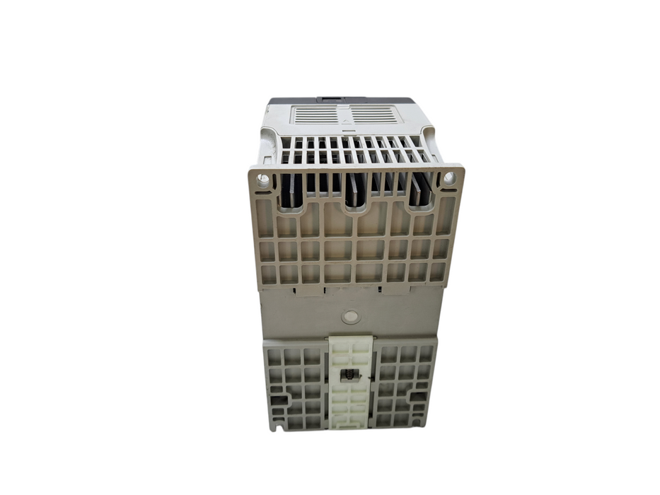 Allen Bradley 22D-D2P3N104 PowerFlex 40 AC Drive 3Ph 480V 0.75kW 1HP 3.2A *READ*