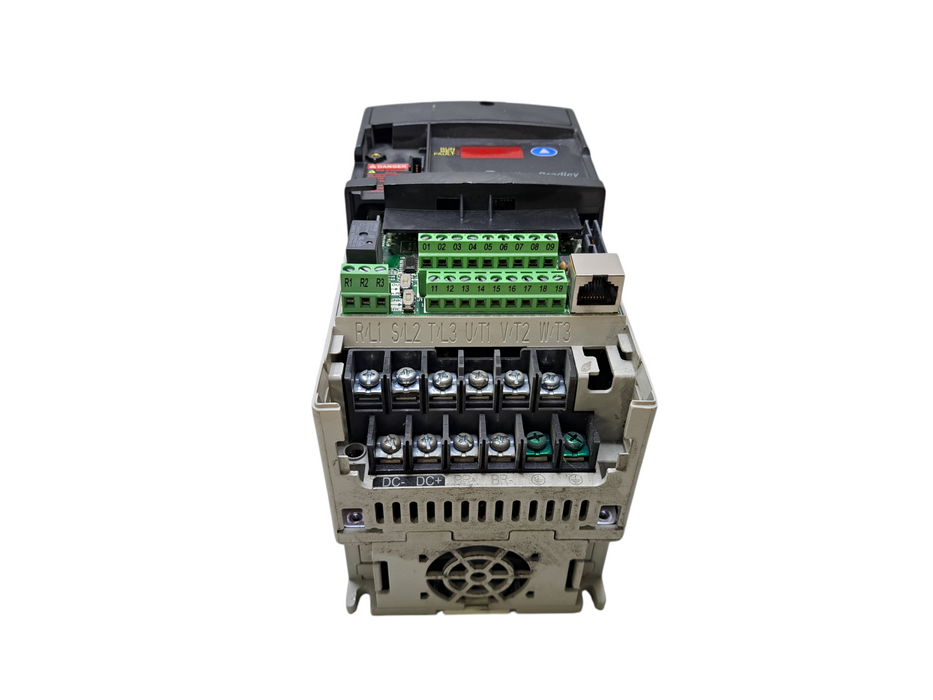 Allen Bradley 22D-D2P3N104 PowerFlex 40 AC Drive 3Ph 480V 0.75kW 1HP 3.2A *READ*