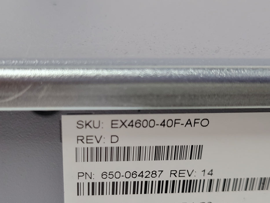 Juniper EX4600-40F-AFO 24x SFP+/SFP Ports 4x QSFP+ Ports 2x PSU, Powers on, READ