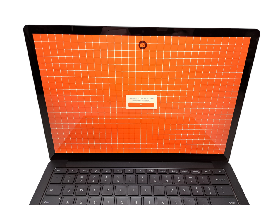 Microsoft Surface Laptop 4 | Intel Core i7-1185G7, 16GB DDR4, 256GB SSD *READ*