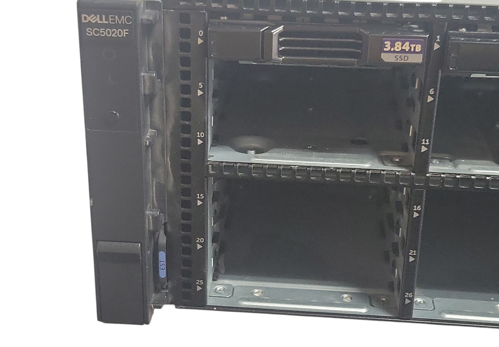 Dell EMC SC5020F Storage Array 2x E18M001 Controllers 128GB DDR4 2x PSU, READ