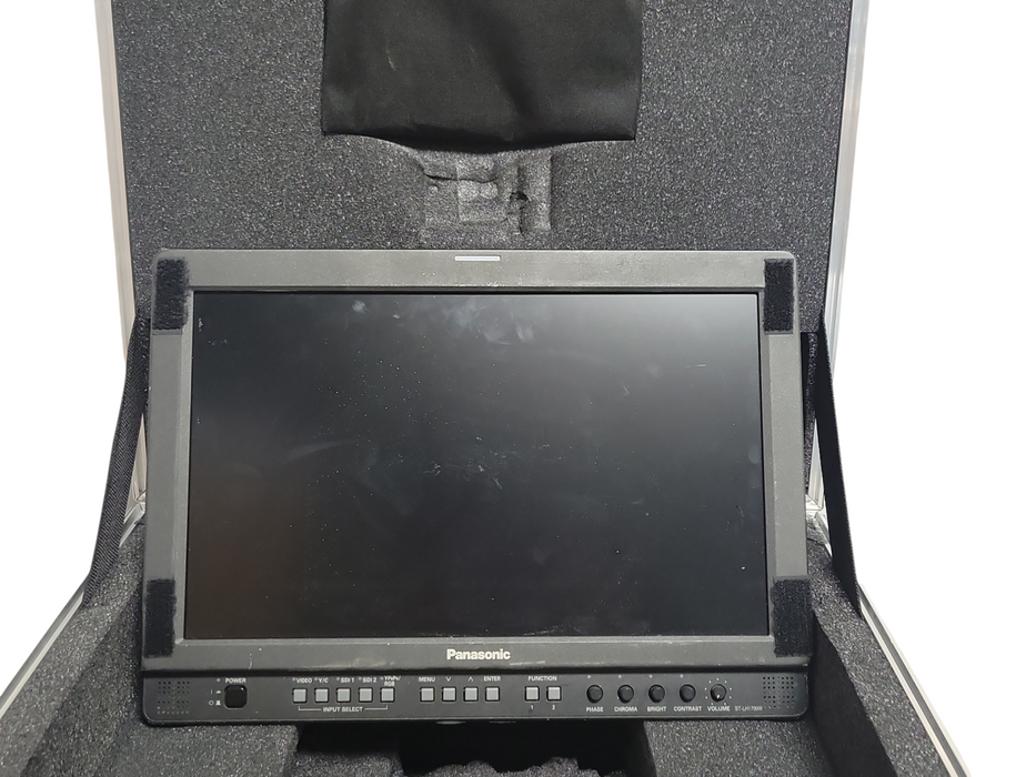 Panasonic BT-LH1700WP 17” Broadcast LCD Monitor with Case, READ