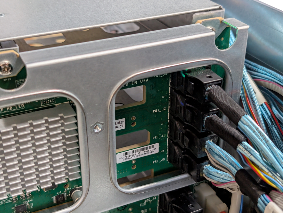 Supermicro 847E2C-R1K23JBOD SAS3 44-Bay JBOD SAS Expander CSE-PTJBOD-CB3 2x1200W