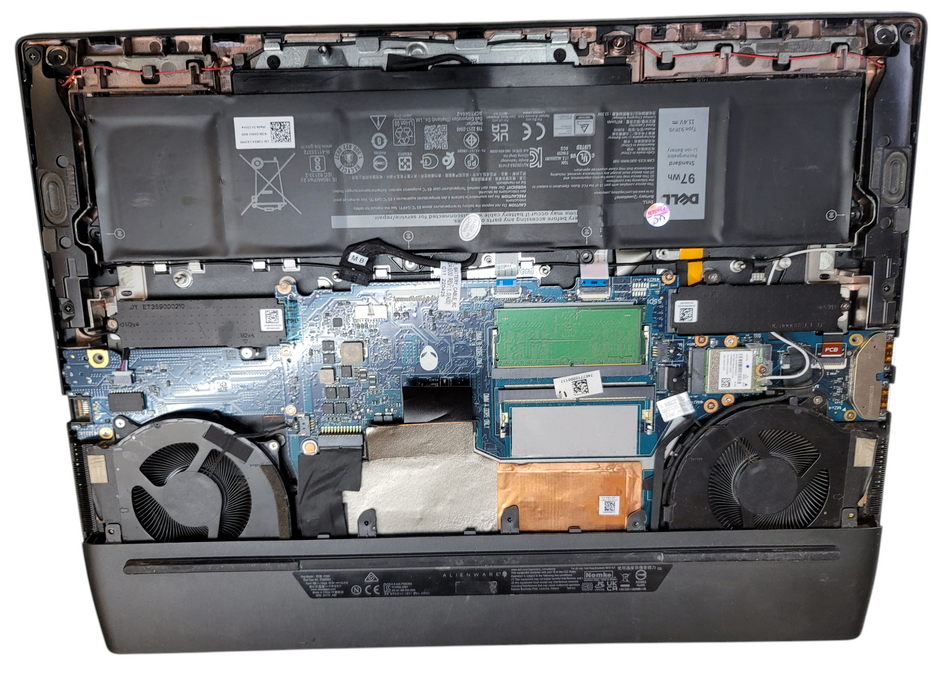 Alienware m17 R5 Ryzen 7 6800H 8GB DDR5 NO SSD FOR PARTS/REPAIR