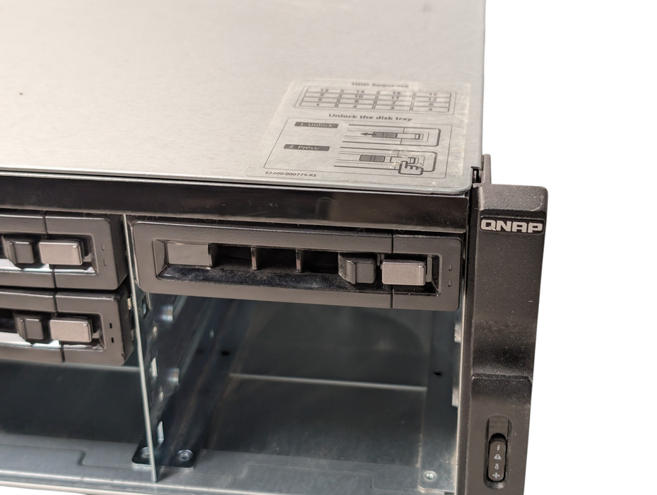 QNAP 12Gbps SAS RAID Raid Expansion Enclosure 16 bays REXP-1620U-RP READ
