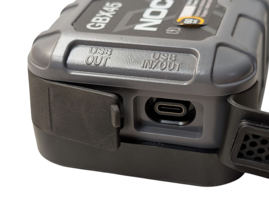 NOCO  BOOST X 12V GBX45 1250A Portable Car Jump Start Box