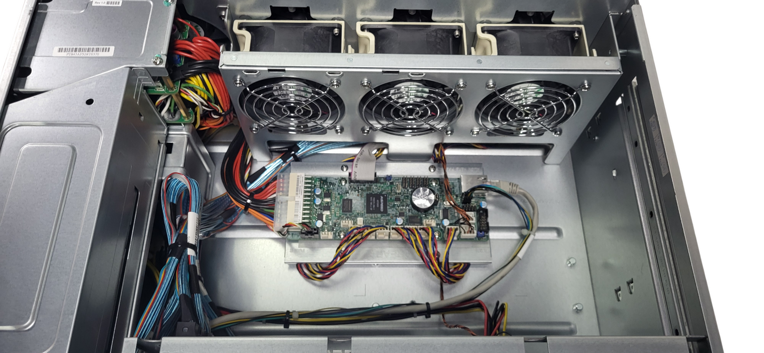 SUPERMICRO 847E2C-R1K28JBOD 4U 44BAY 3.5" SAS3  W/ 2x1200W PSU