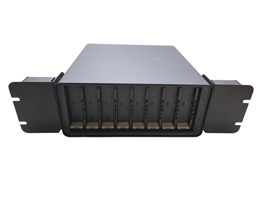 Data Robotics Drobo B800fs | 8-Bay File Sharing Network Attached Storage *READ*
