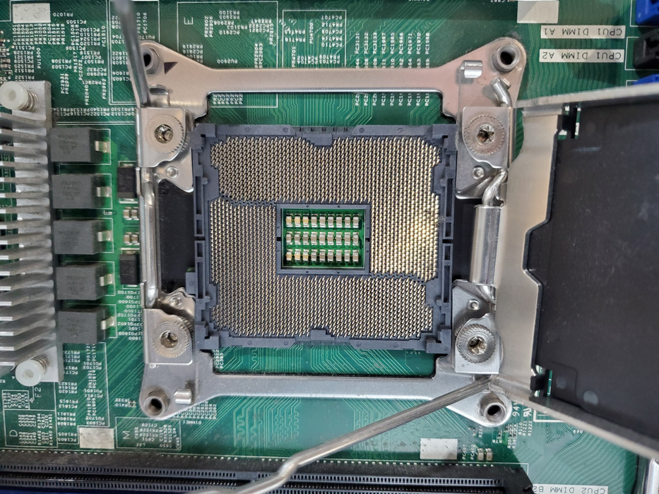 Lenovo ThinkServer TD350 Barebones - No CPU/RAM/HDDs *READ*