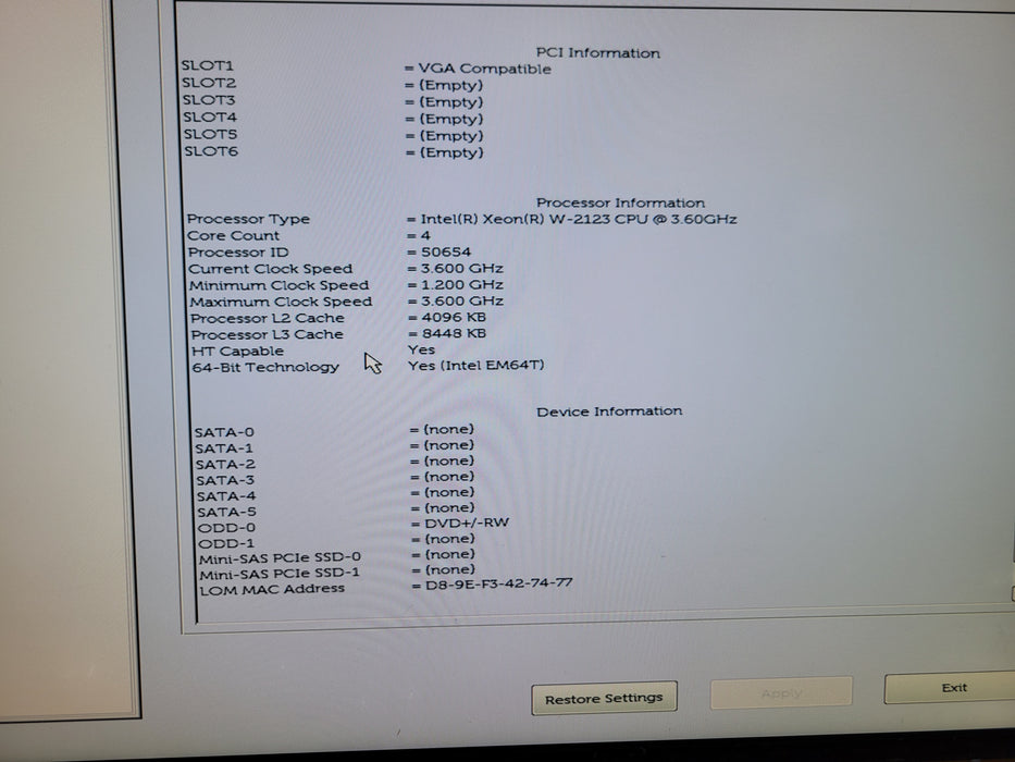 Dell Precision T5820 - Xeon W-2123 16GB DDR4 NO HDD 950W PSU