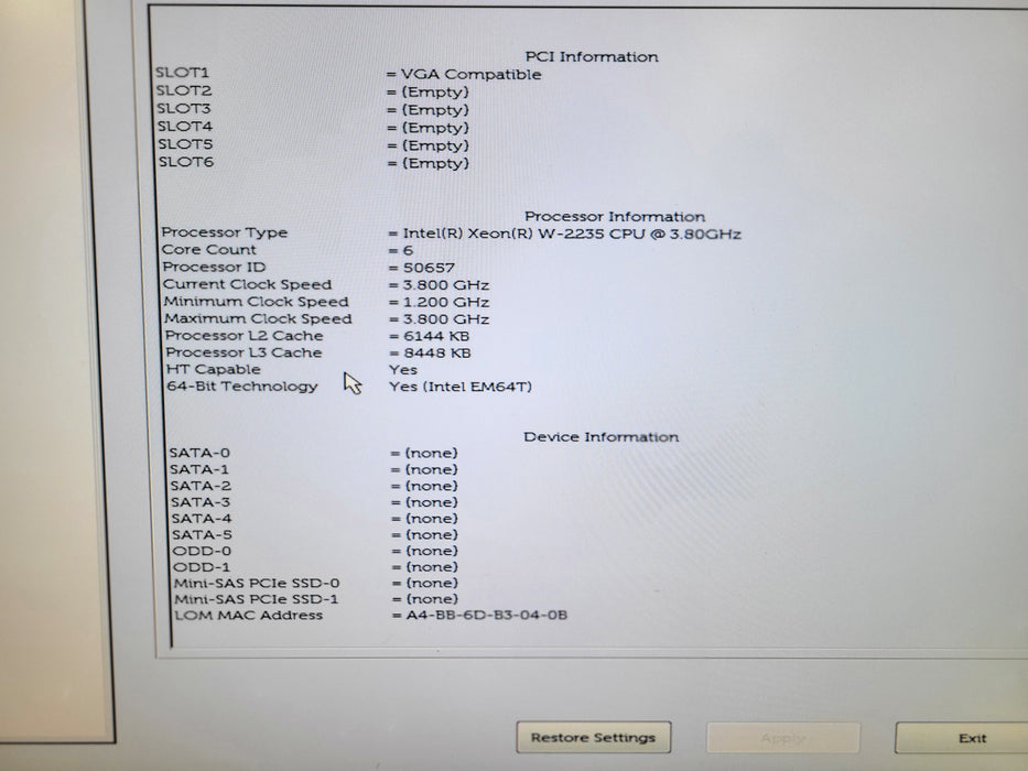 Dell Precision T5820 - Xeon W-2235 16GB DDR4 NO HDD 950W PSU