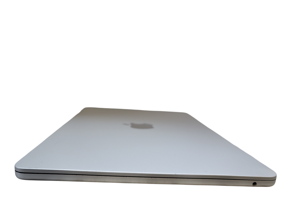 Apple MacBook Air 13" 2022 A2681 M2 8GB RAM 256GB SSD