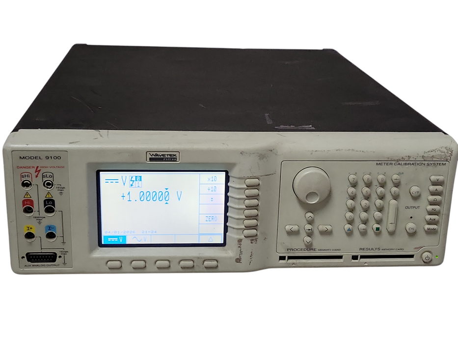 Wavetek datron 9100 Meter Calibration System, Powers on, READ