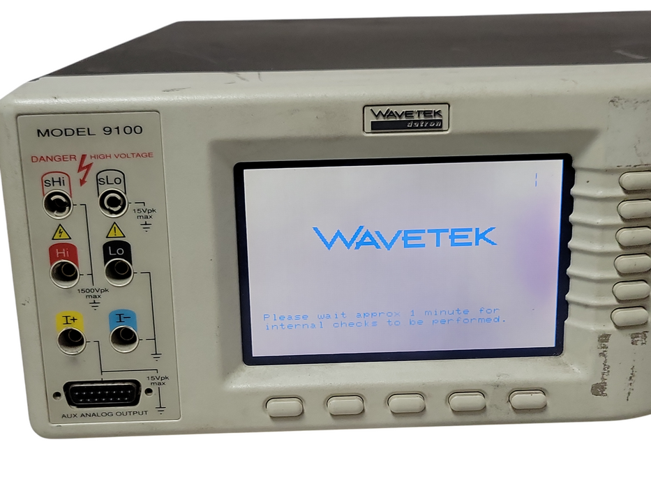 Wavetek datron 9100 Meter Calibration System, Powers on, READ