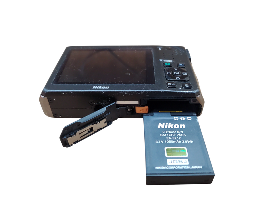Nikon Coolpix S1000pj 12.1MP Digital Projector Camera + Battery/Charger