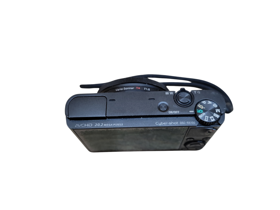 Sony AVC HD 20.2 MegaPixels Cyber-Shot Model: DSC-RX100 READ